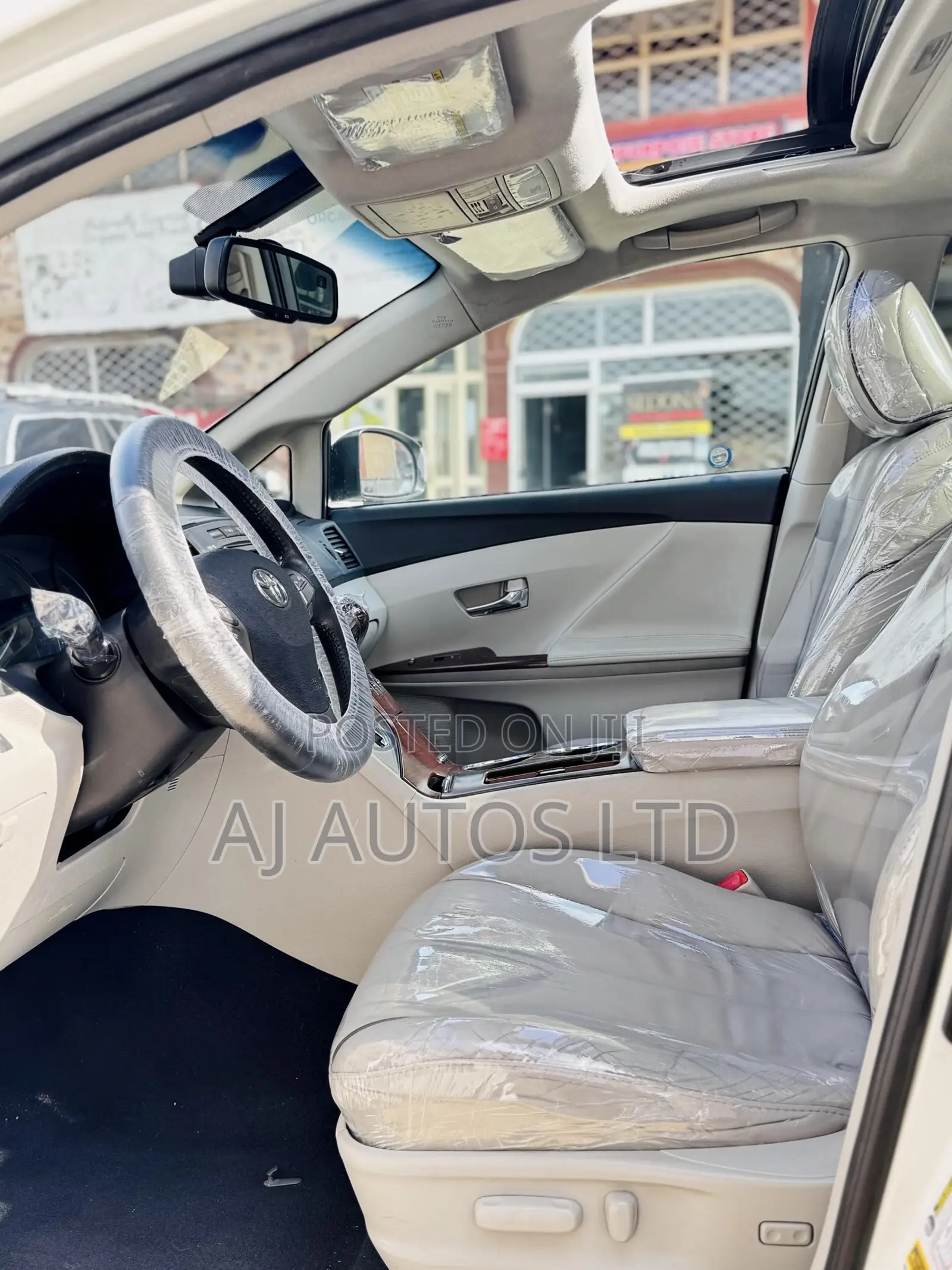 Toyota Venza 2011 White