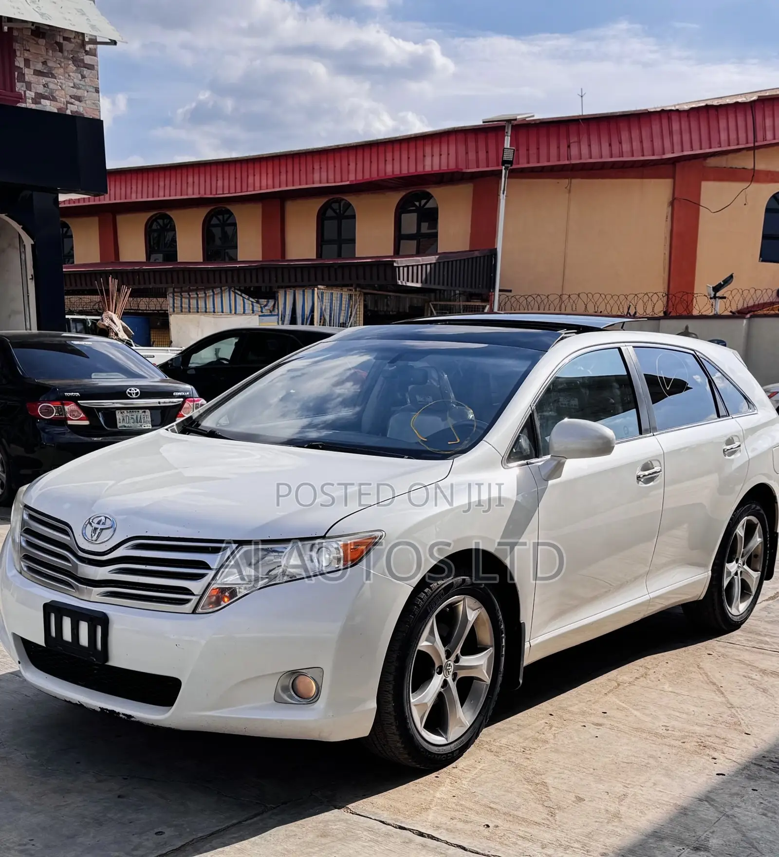 Toyota Venza 2011 White