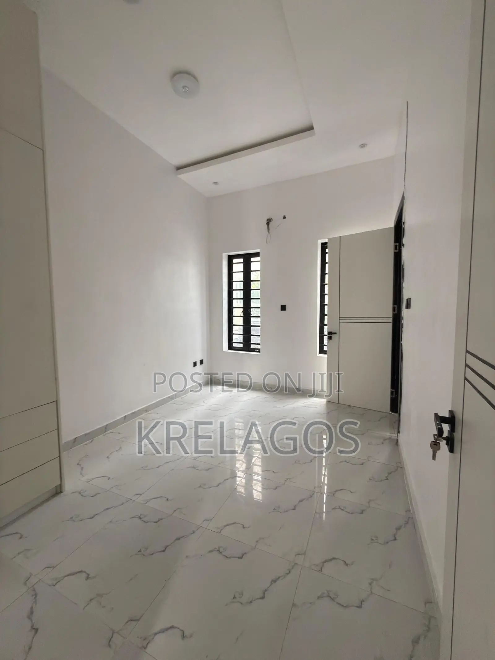 4bdrm Duplex in Orchid, Chevron for rent