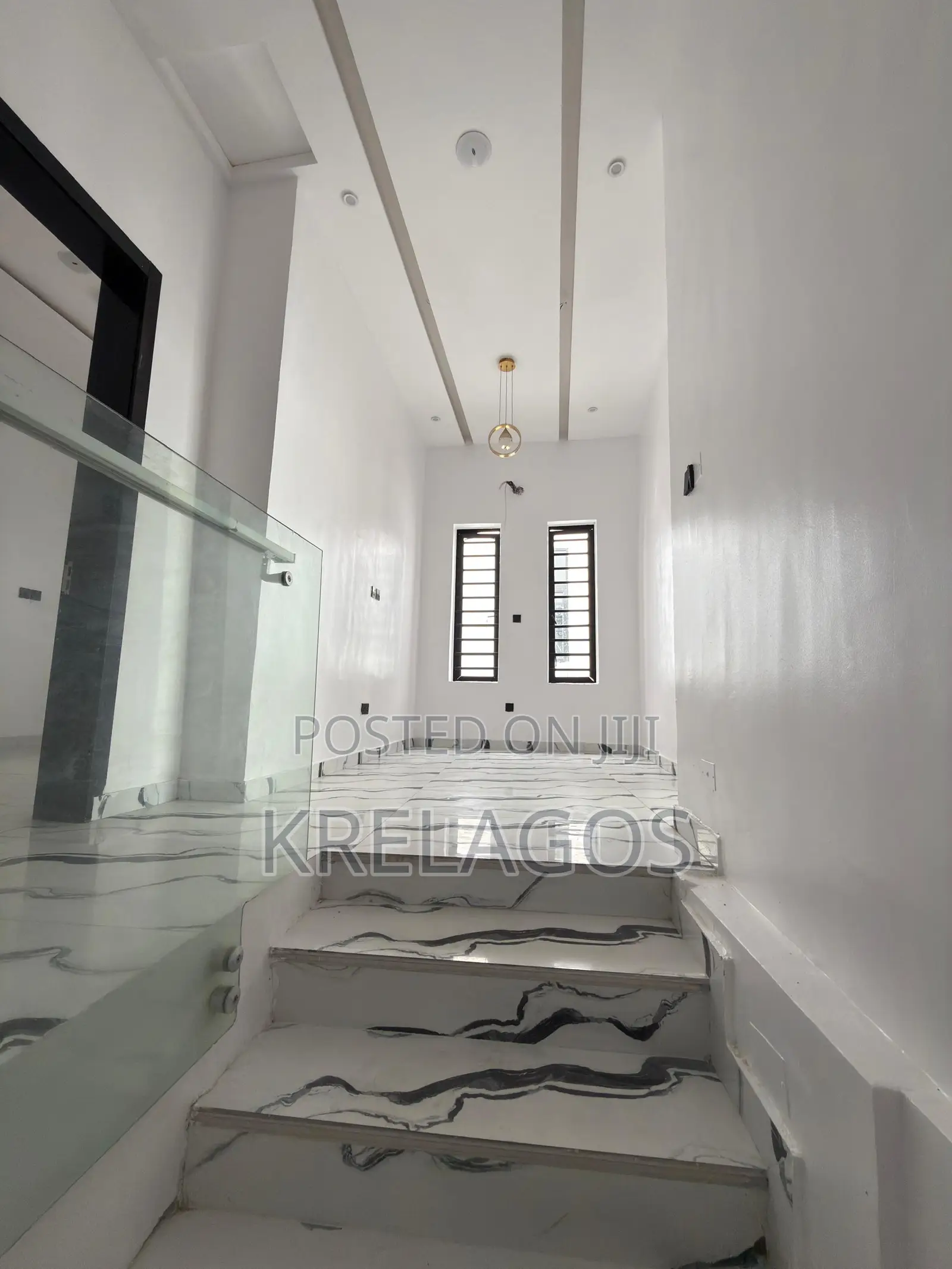 4bdrm Duplex in Orchid, Chevron for rent