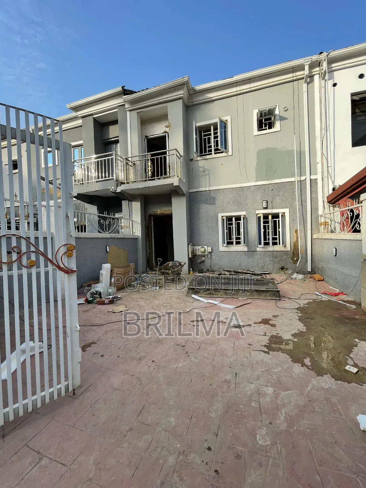 3bdrm Duplex in Asokoro for sale