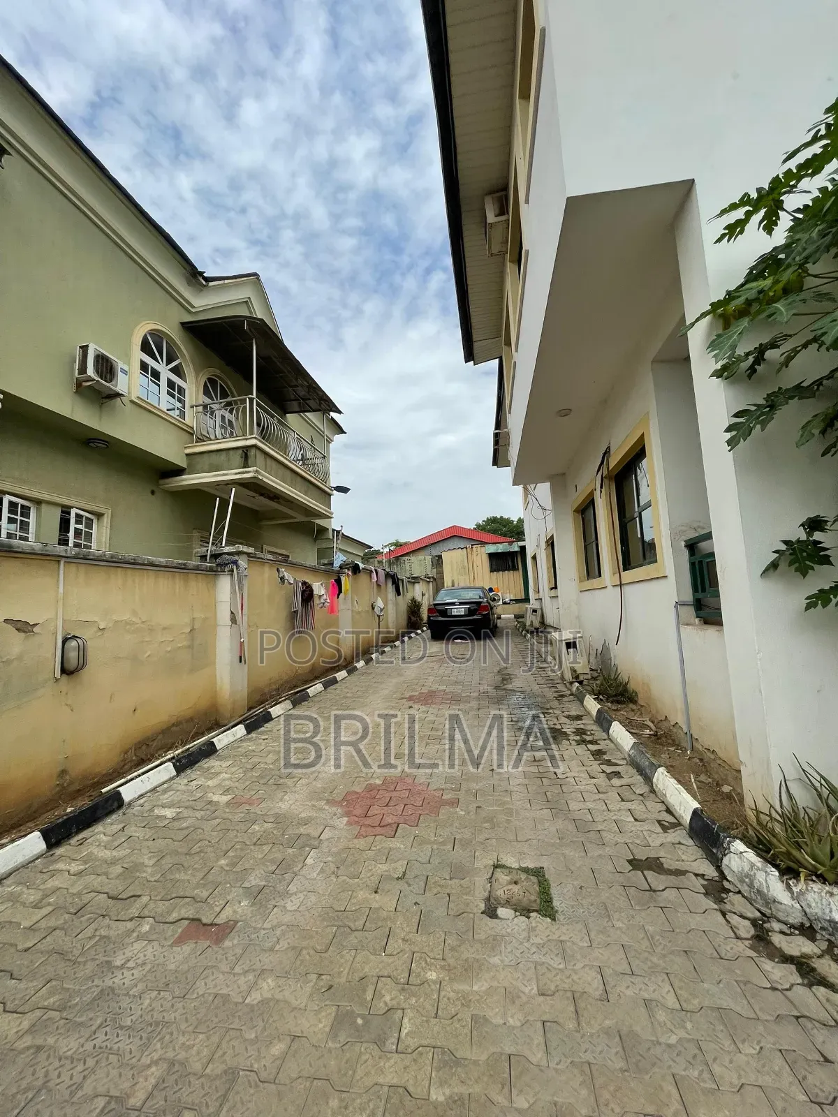 5bdrm Duplex in Zone 5 / Wuse for sale