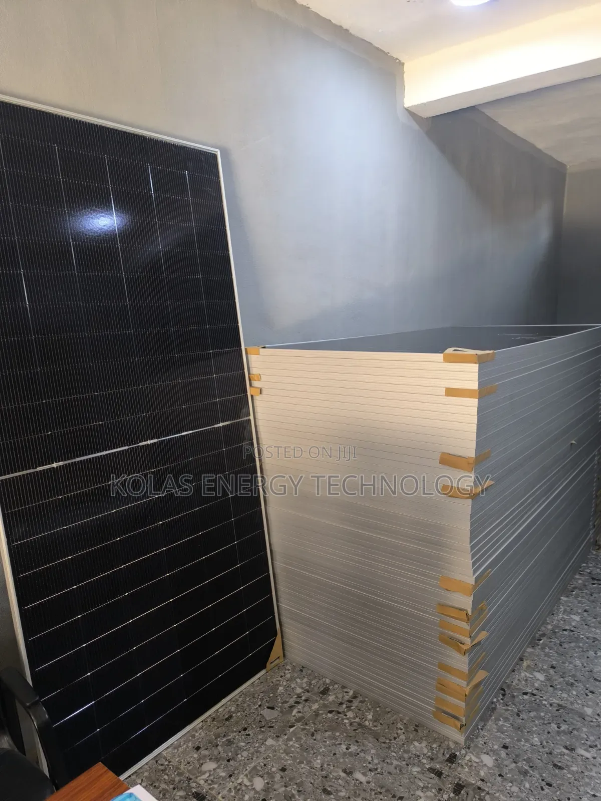 Jinko 615watt Bifacial Solar Panel