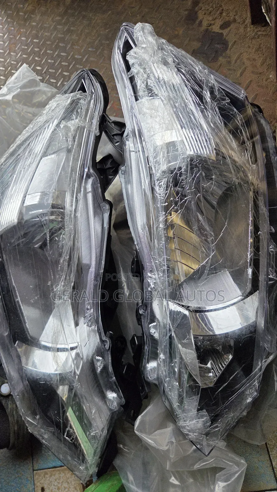 Head Lamp Yaris 2014