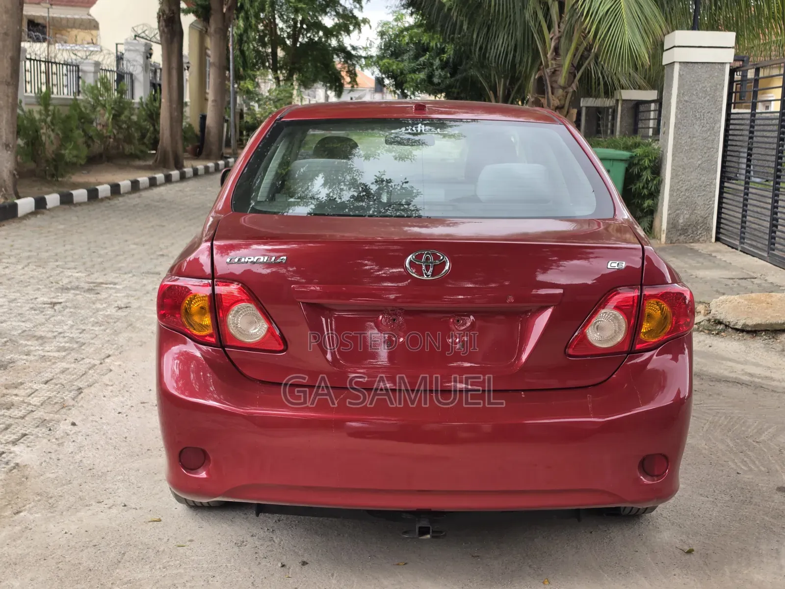 Toyota Corolla LE 4dr Sedan (1.8L 4cyl 4A) 2010 Red