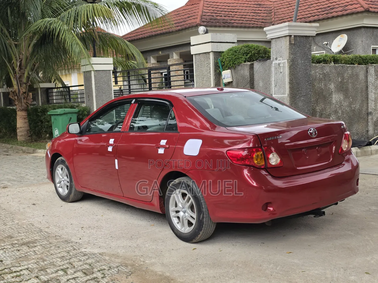Toyota Corolla LE 4dr Sedan (1.8L 4cyl 4A) 2010 Red
