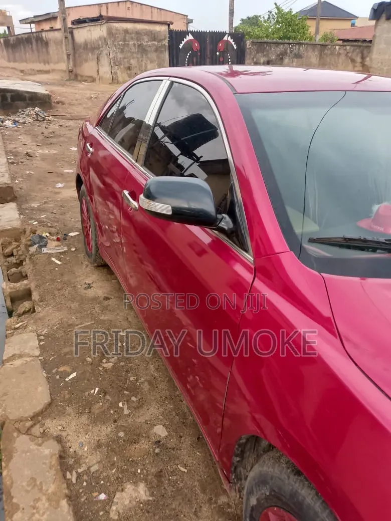 Toyota Camry 2009 Red