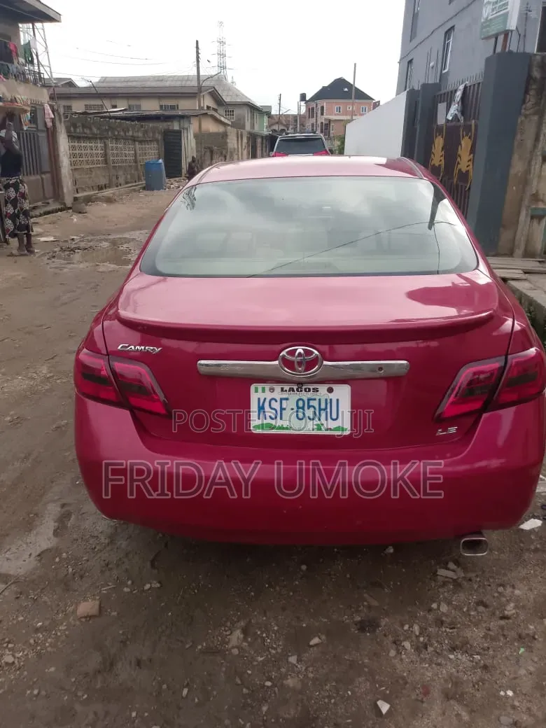 Toyota Camry 2009 Red