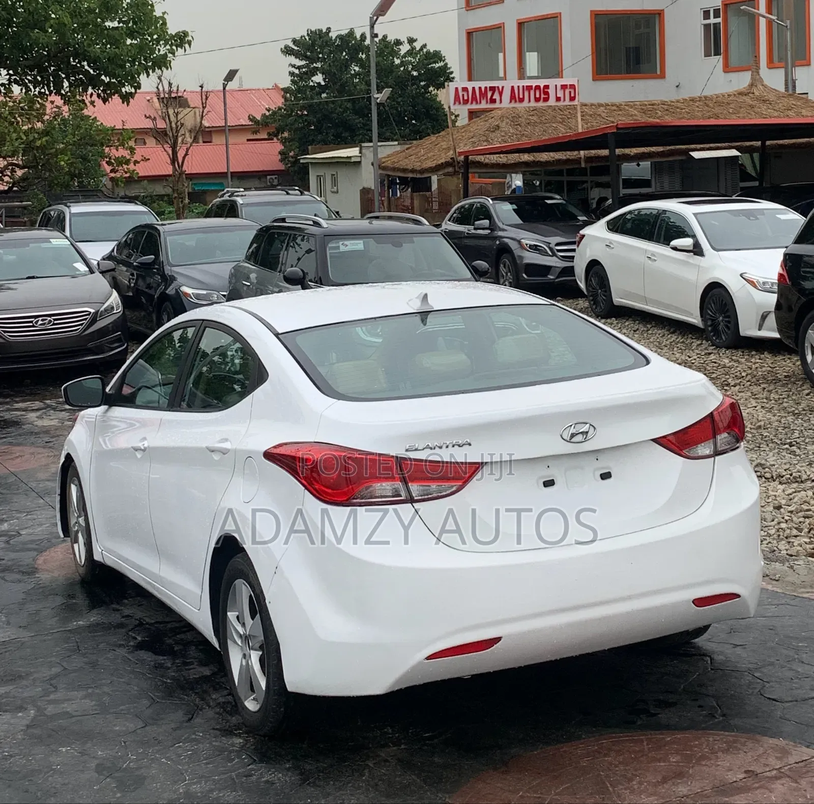 Hyundai Elantra 2013 White