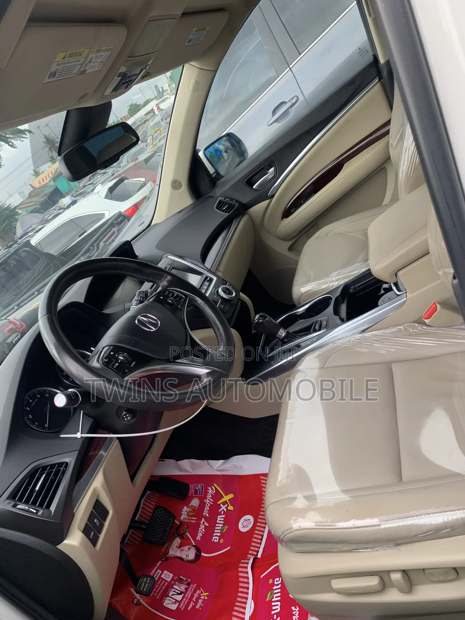 Acura MDX Technology Package 4dr SUV (3.5L 6cyl 6A) 2015 White
