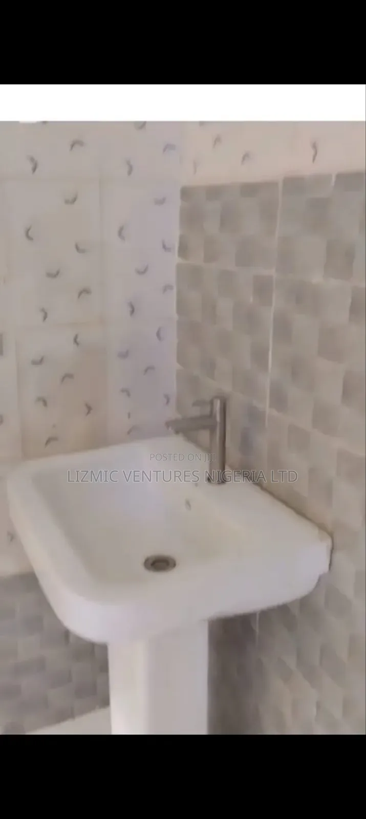 Furnished 3bdrm Apartment in Isuti Rd, Igando / Ikotun/Igando for rent