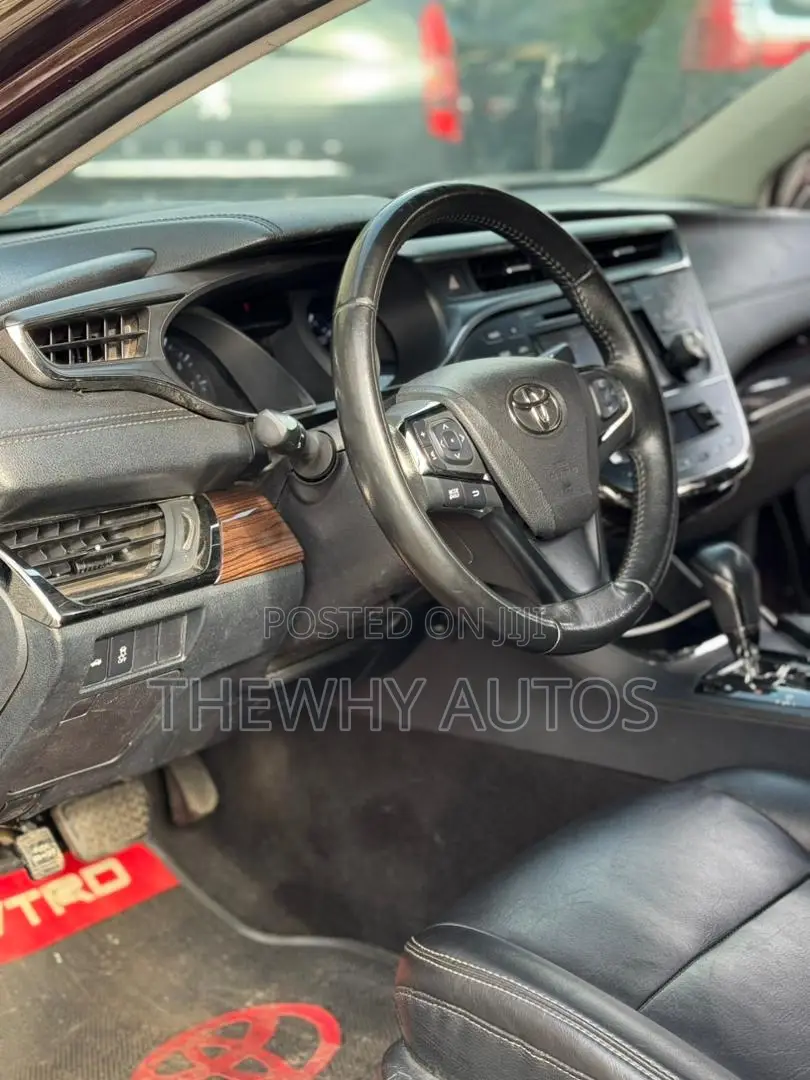 Toyota Avalon XLE 4dr Sedan (3.5L 6cyl 6A) 2015 Burgundy