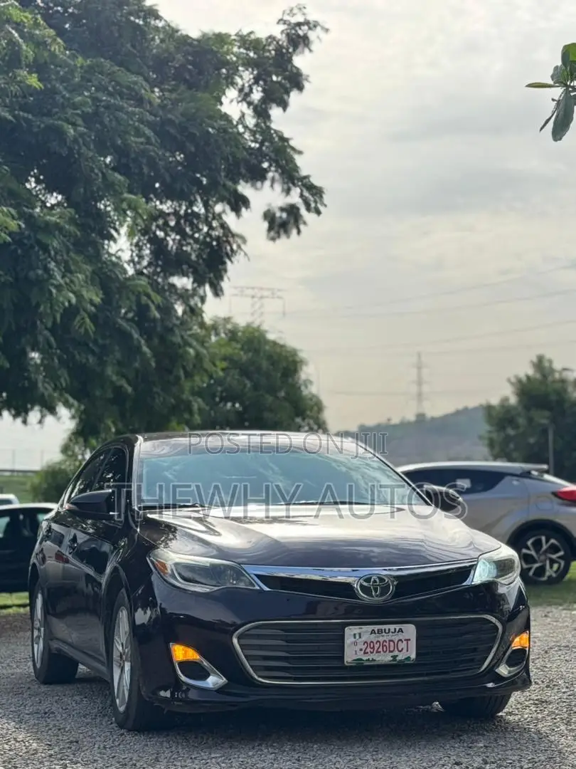 Toyota Avalon XLE 4dr Sedan (3.5L 6cyl 6A) 2015 Burgundy