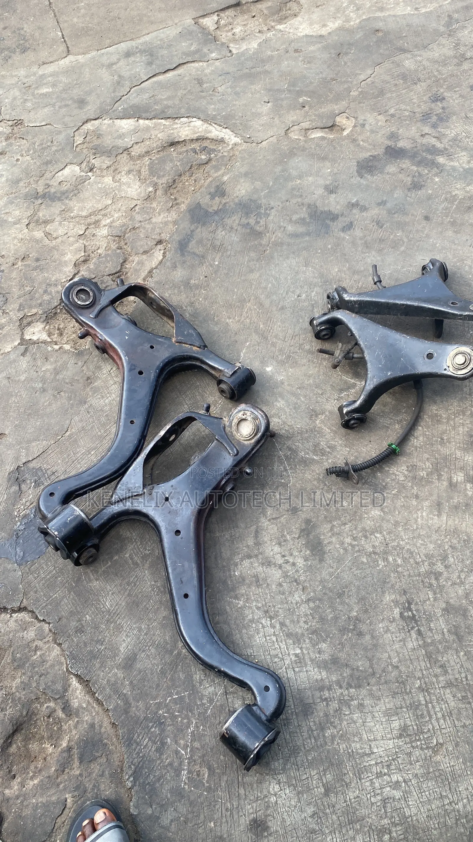 Lower Arm Sport,Lr3,Lr3,2006,2008,2010
