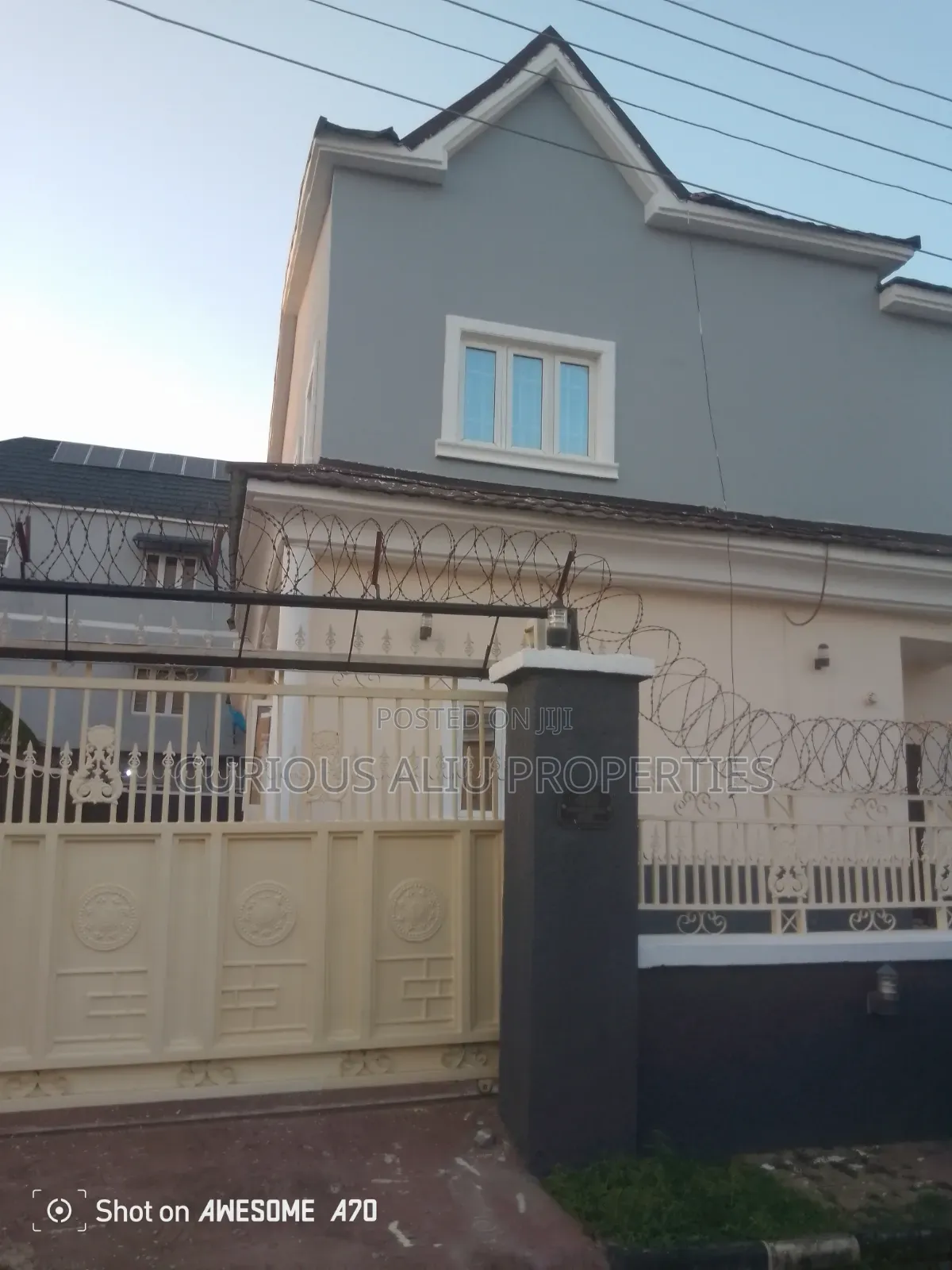 4bdrm Duplex in Ako Estate, Life Camp for rent
