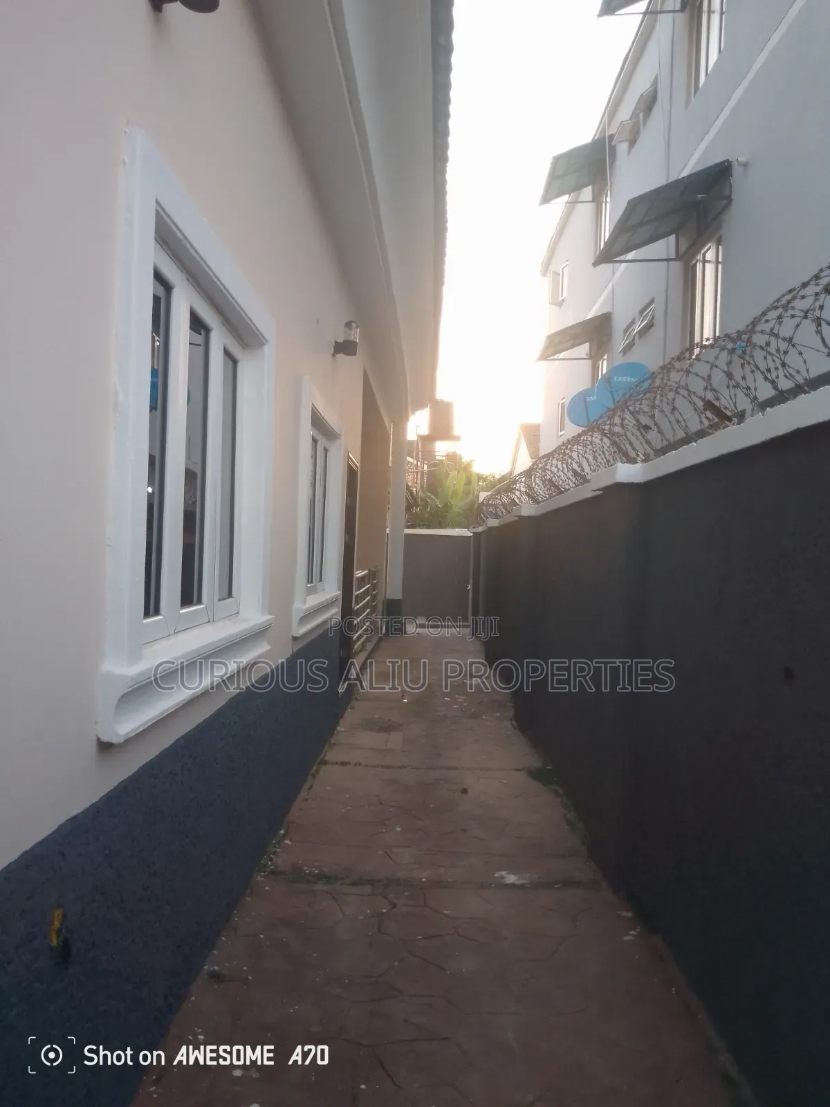 4bdrm Duplex in Ako Estate, Life Camp for rent
