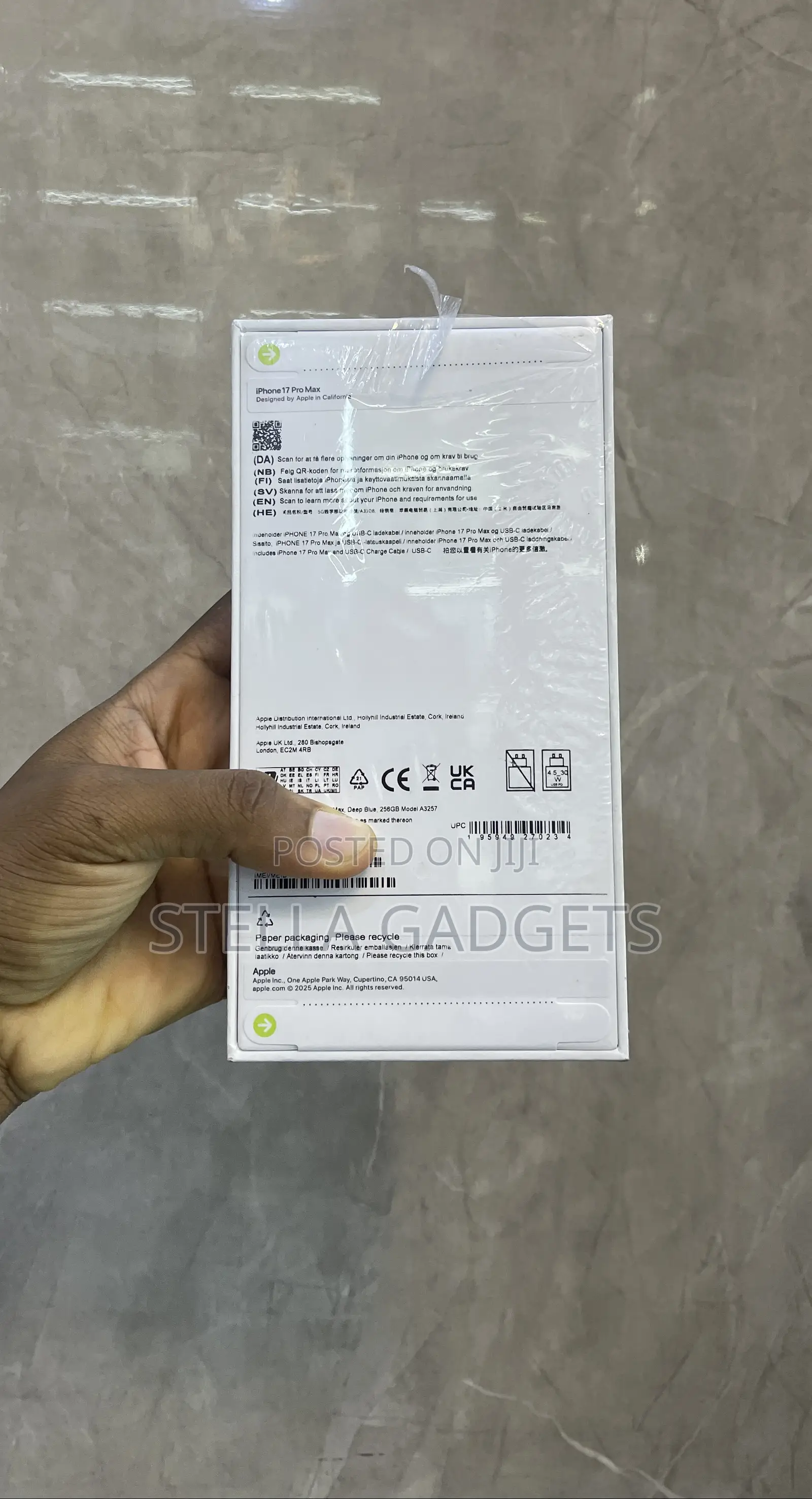 New Apple iPhone 17 Pro Max 256 GB Blue