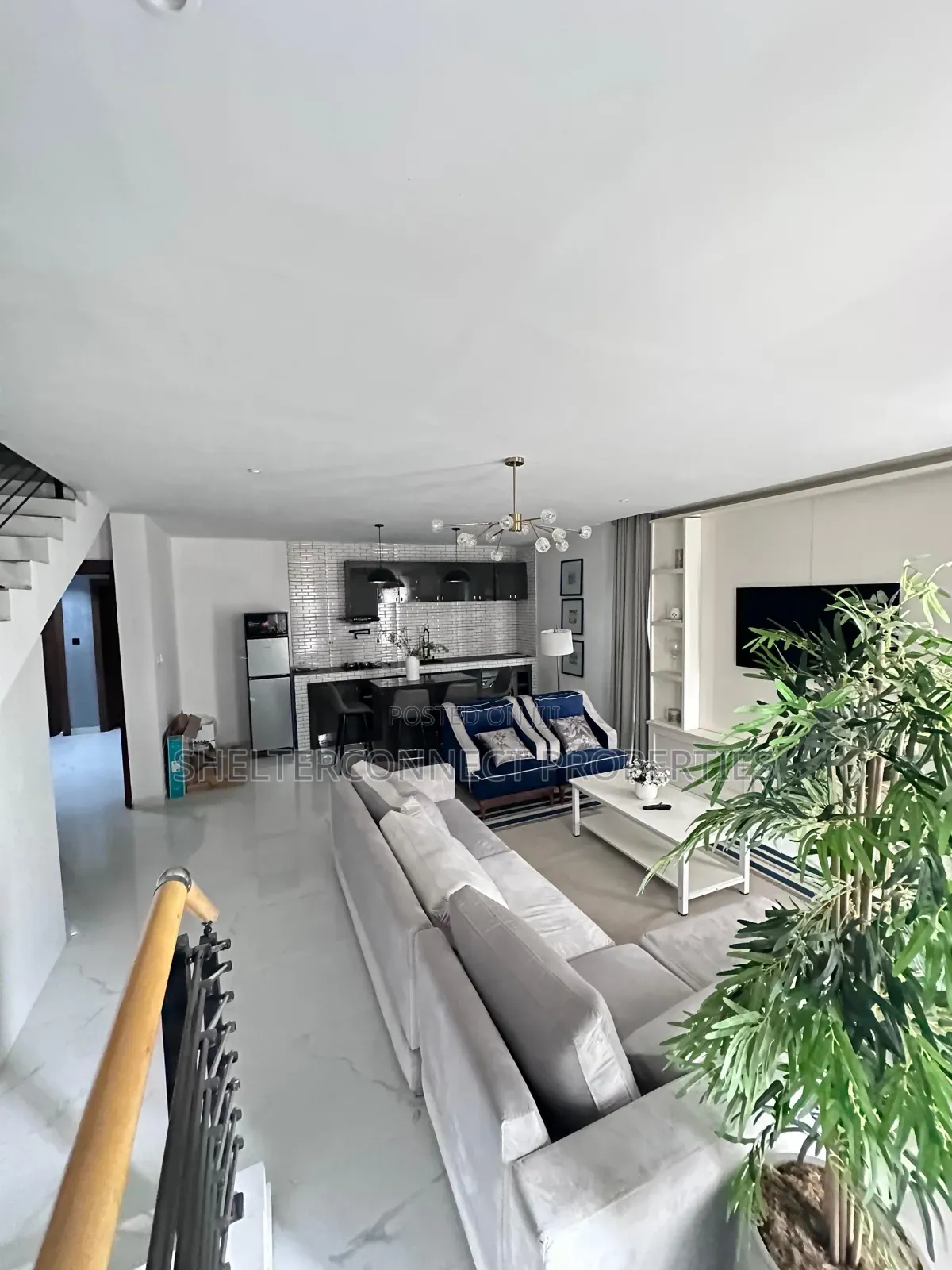 2bdrm Apartment in Lekki Phase 1 for rent
