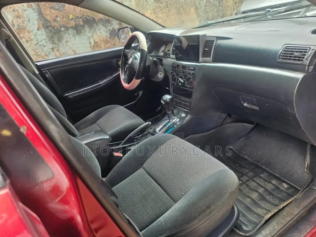 Toyota Corolla 2004 Red