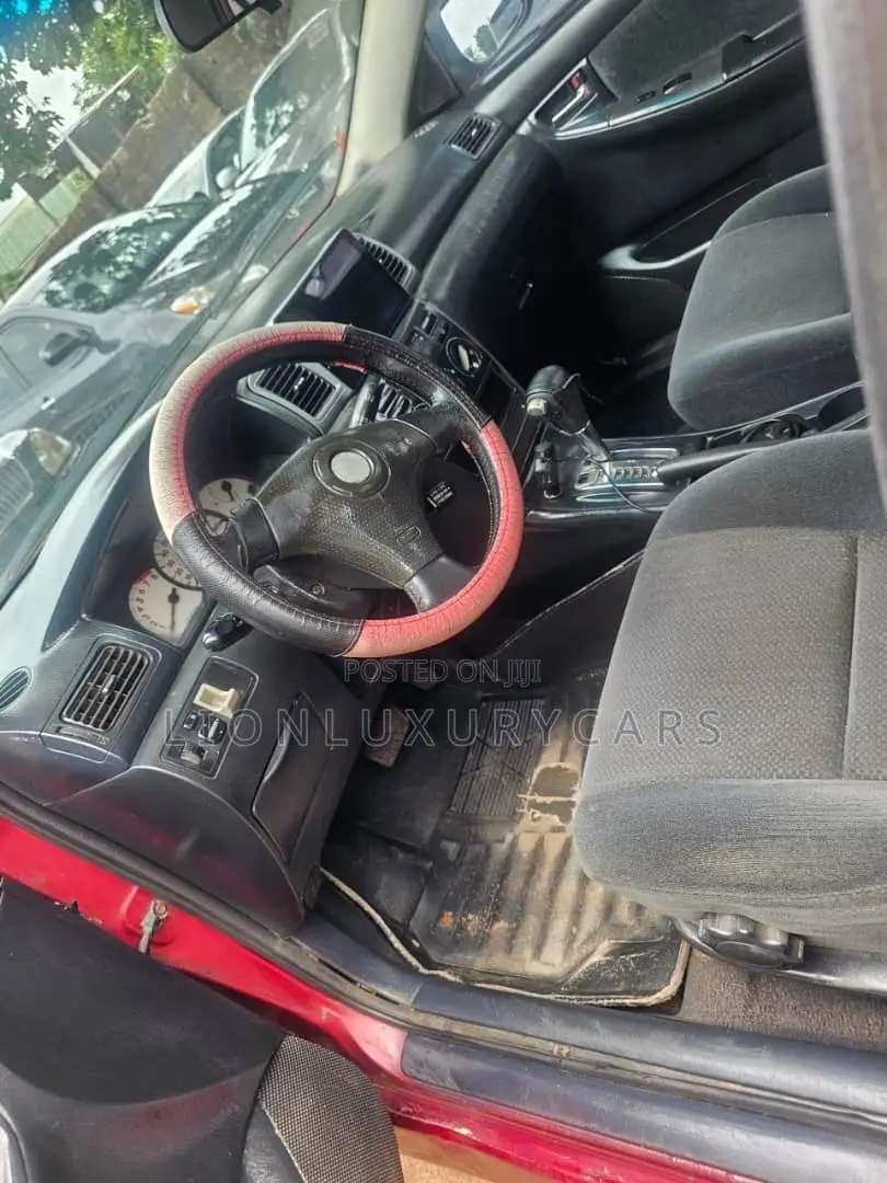Toyota Corolla 2004 Red