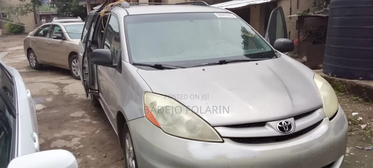 Toyota Sienna LE FWD 2006 Silver