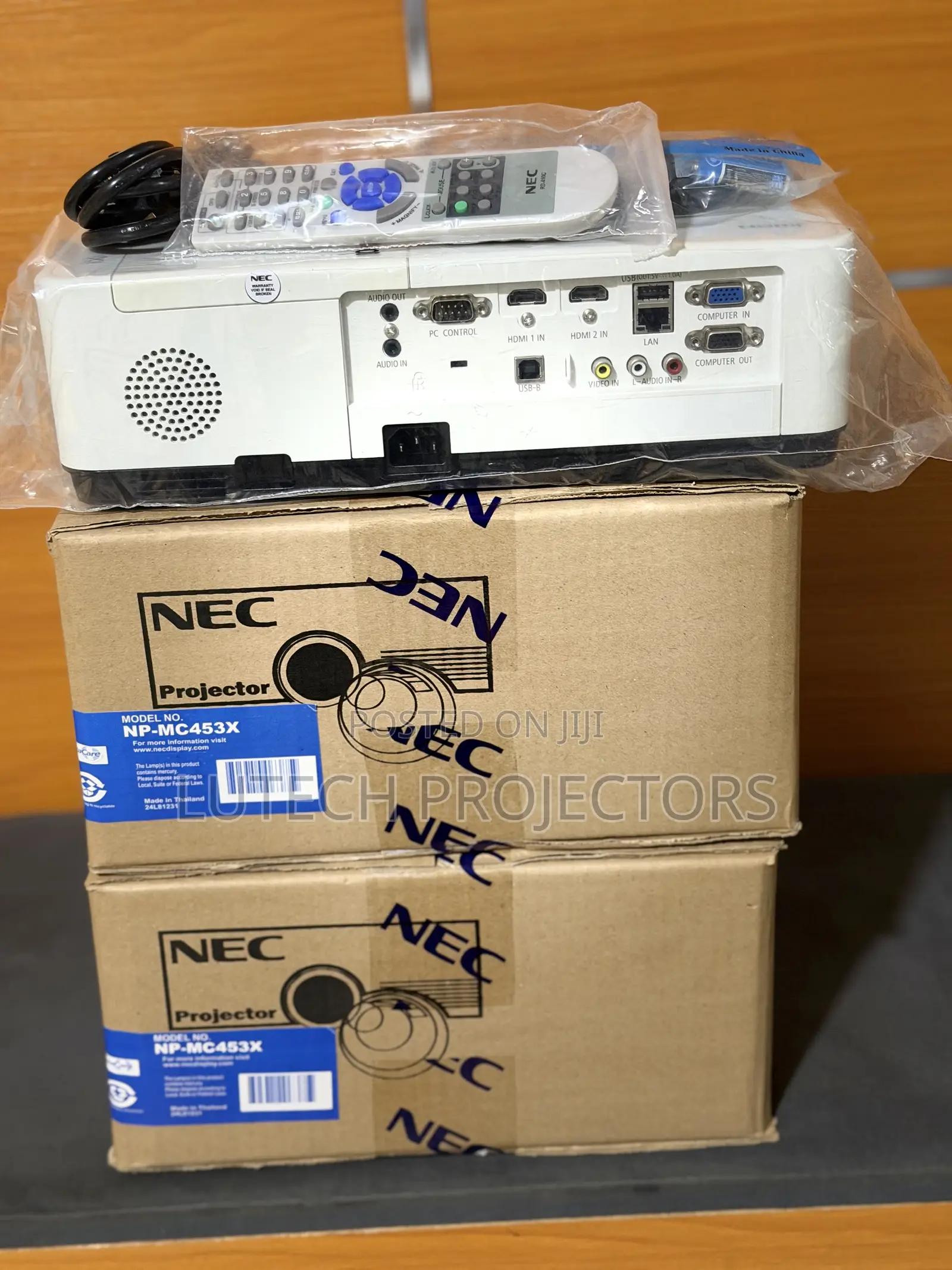 Brand New Nec Projector 4 Meeting Room, Classroom, Home Cinema, Church
