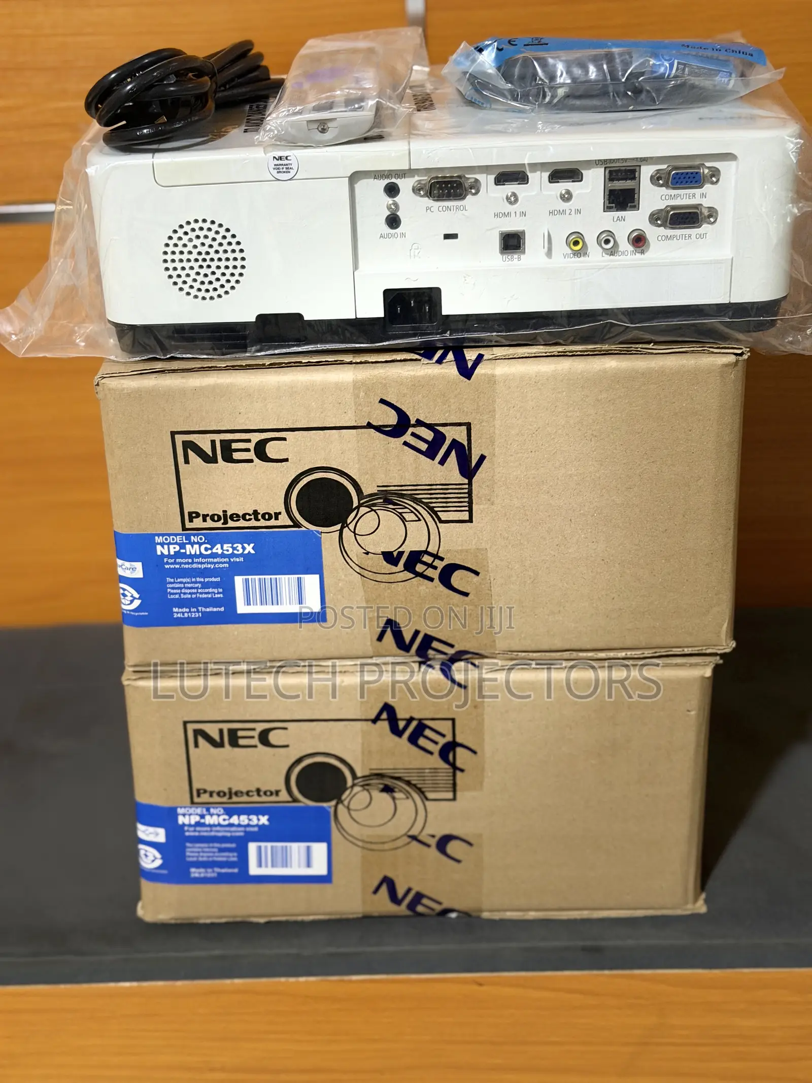 Brand New Nec Projector 4 Meeting Room, Classroom, Home Cinema, Church