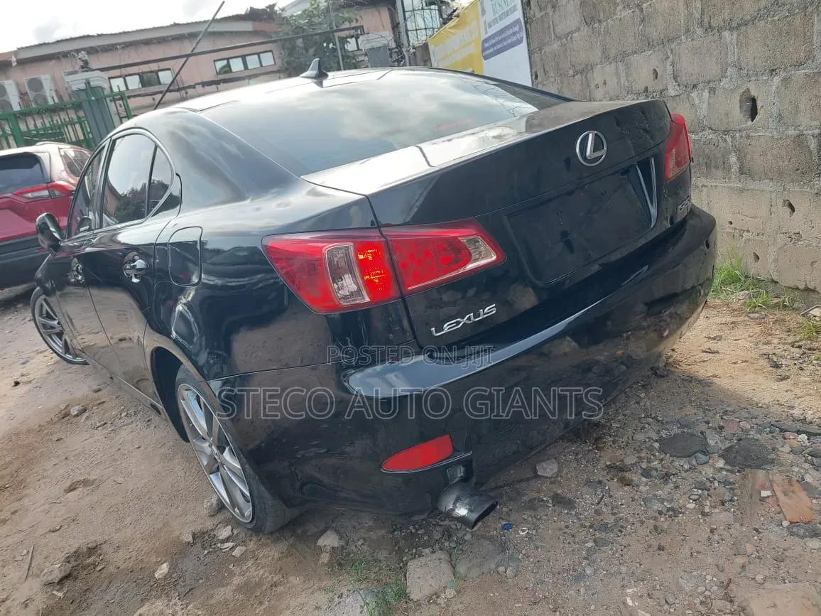 Lexus IS 250 2012 Black