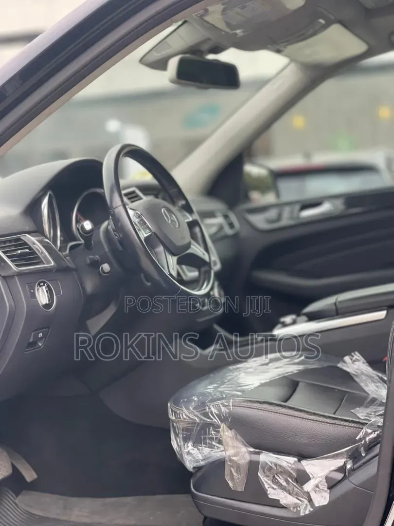 Mercedes-Benz M Class ML350 4MATIC 4dr SUV AWD (3.5L 6cyl 7A) 2015