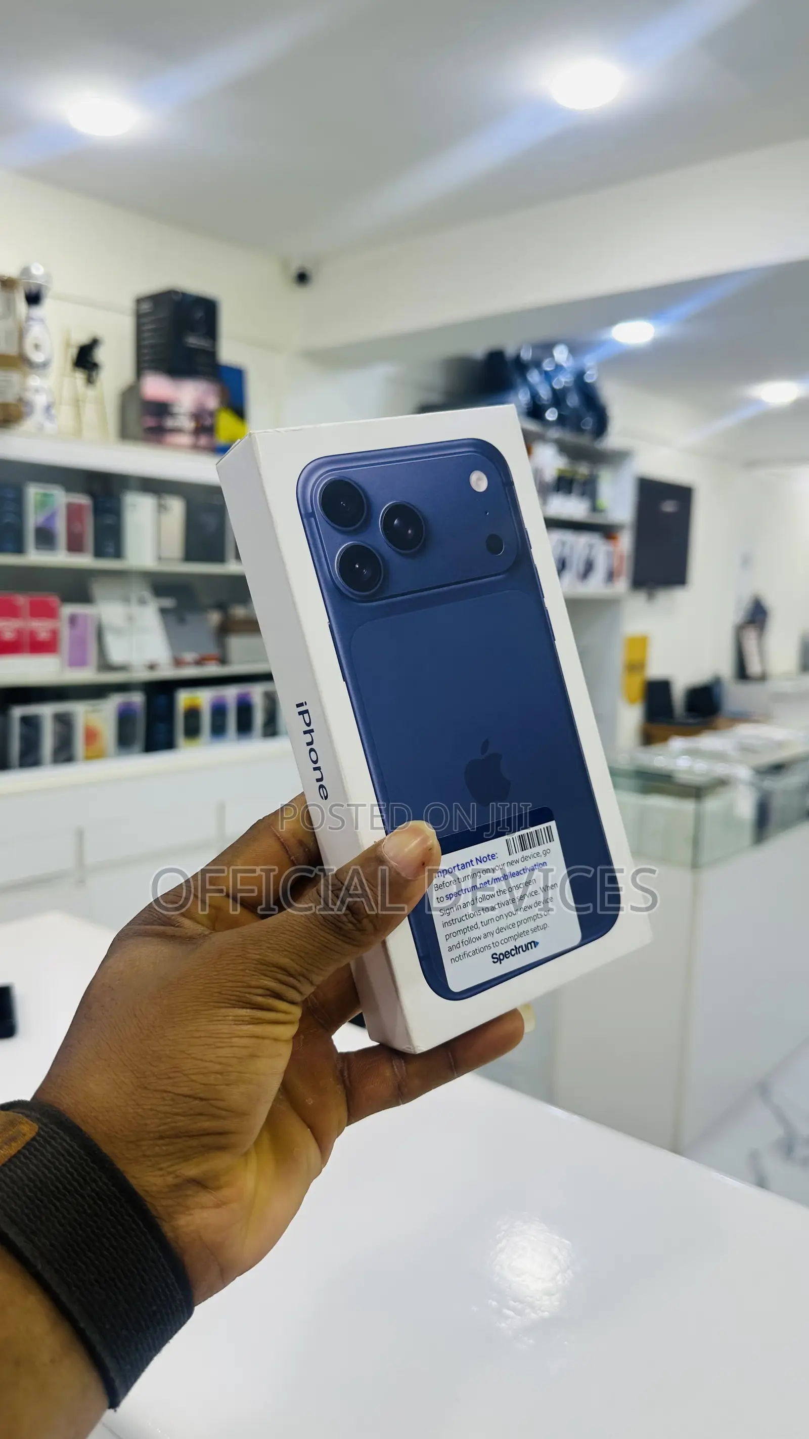 New Apple iPhone 17 Pro Max 256 GB Blue