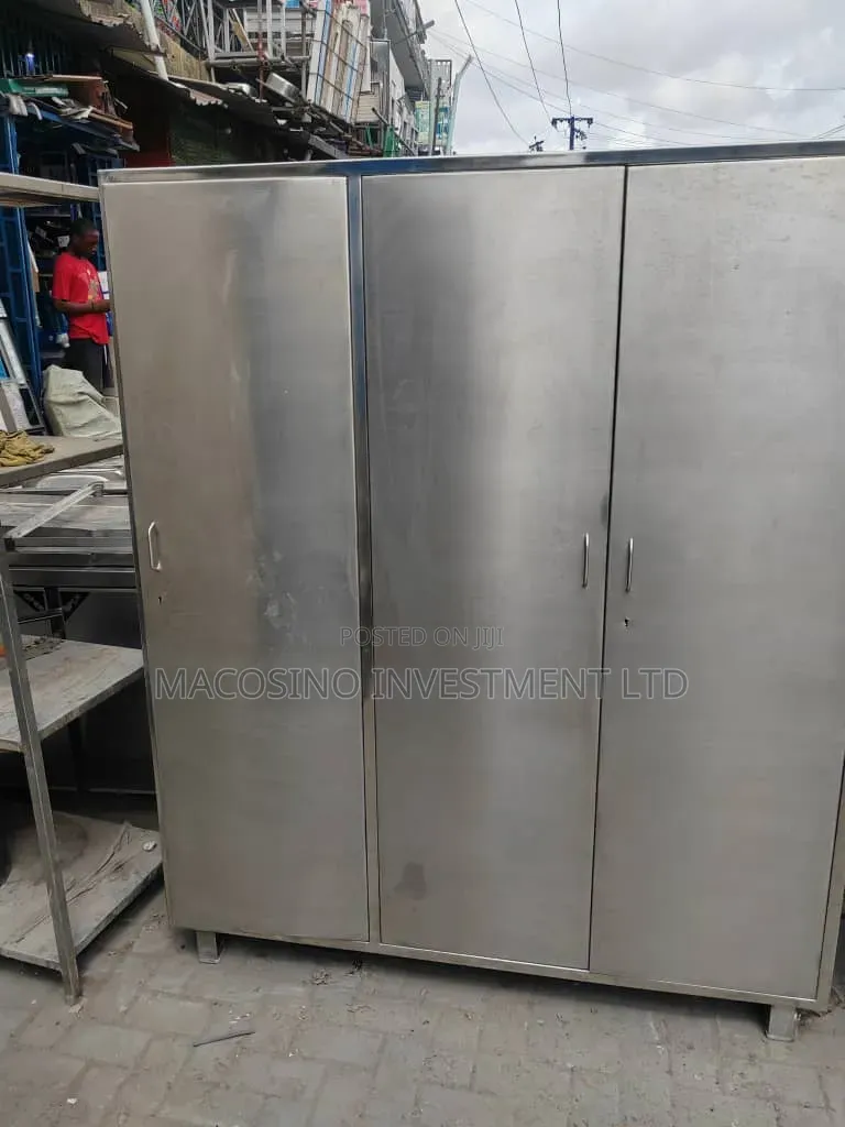 Foreign Used Stainless Steel Industrial Storage Cabinet