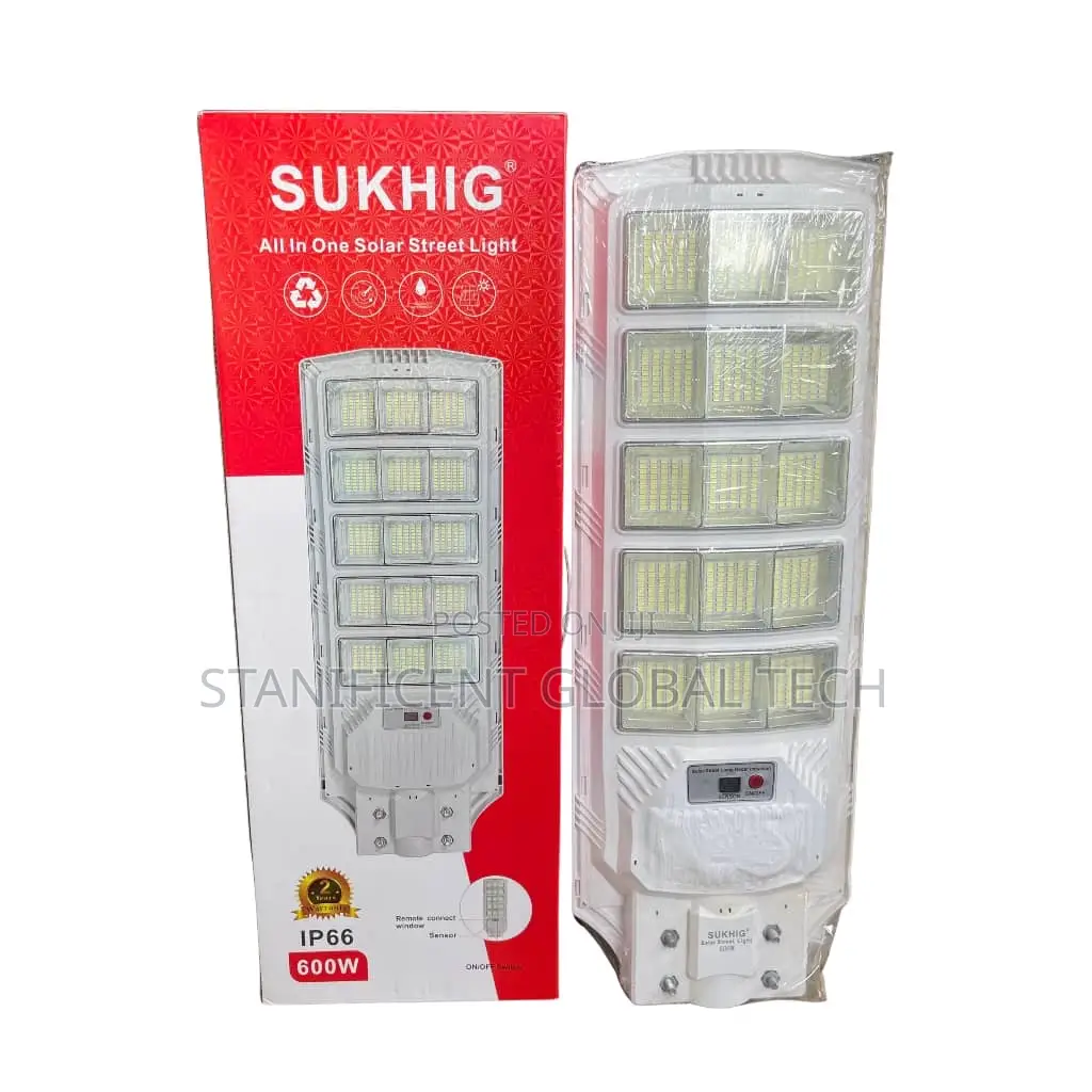 Sukhig 600watts All in One Solar Street Light