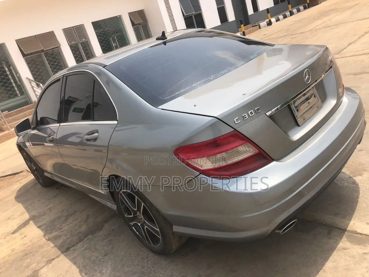 Mercedes-Benz C300 2010 Gray