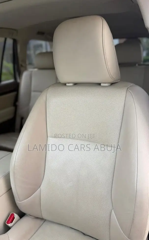 Lexus GX 460 Base 2018 White