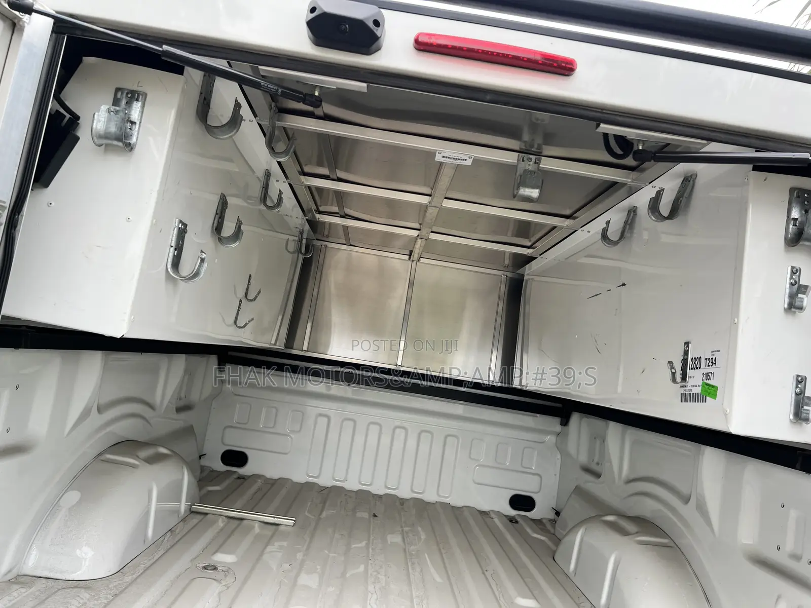 Ford F-150 XL 2024 White