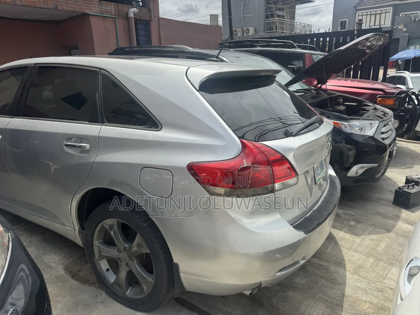 Toyota Venza XLE 2010 Silver