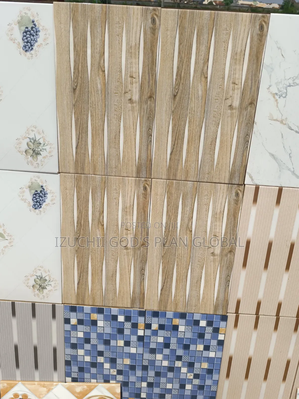 Standard Toilet, Bathroom And Kitchen Wall Tiles