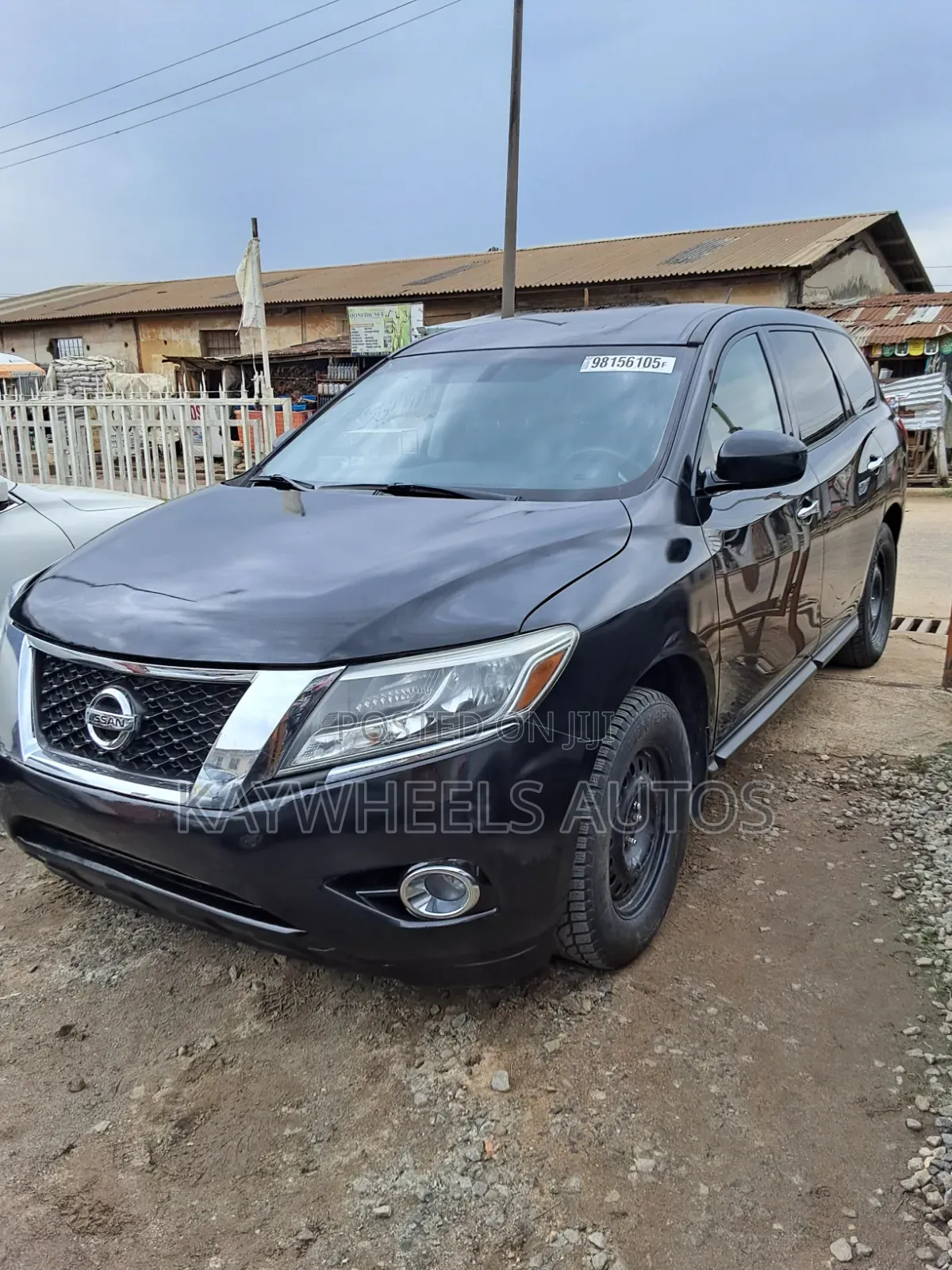 Nissan Pathfinder Platinum 4dr 4x4 (3.5L 6cyl) 2016 Black