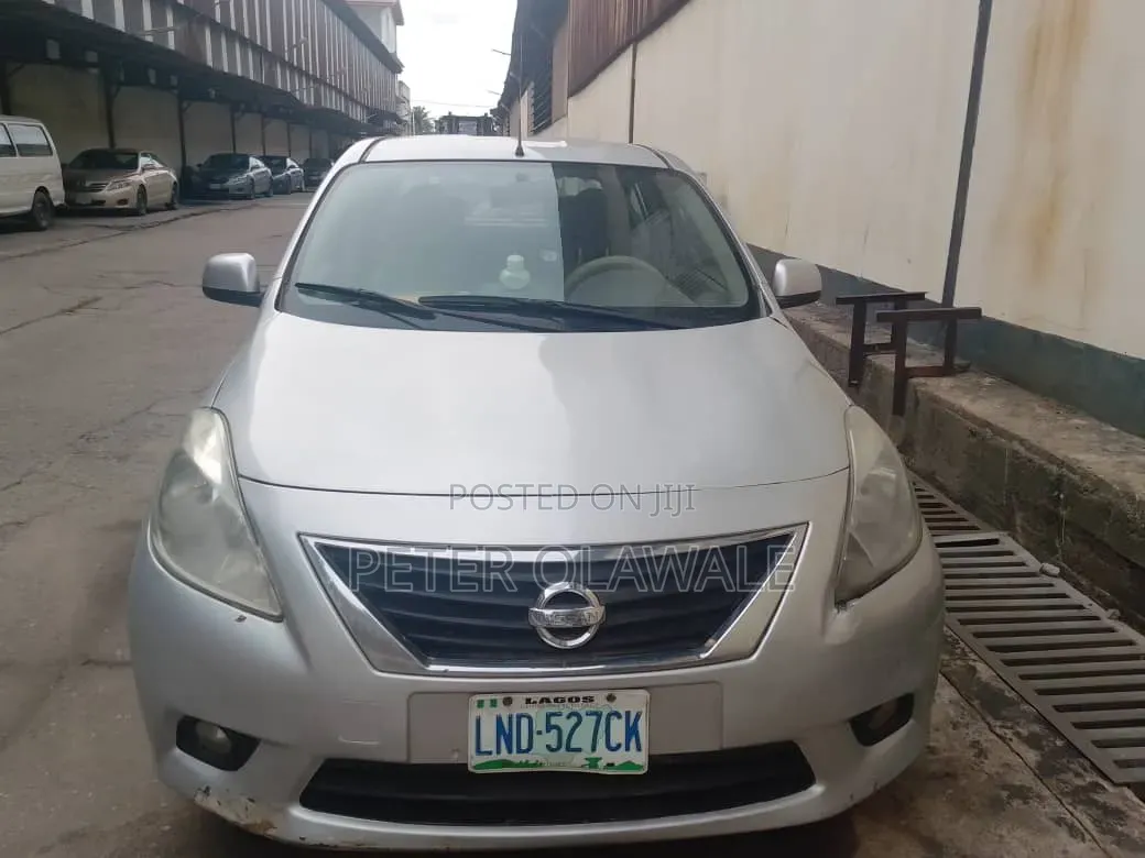 Nissan Almera 2013 Silver