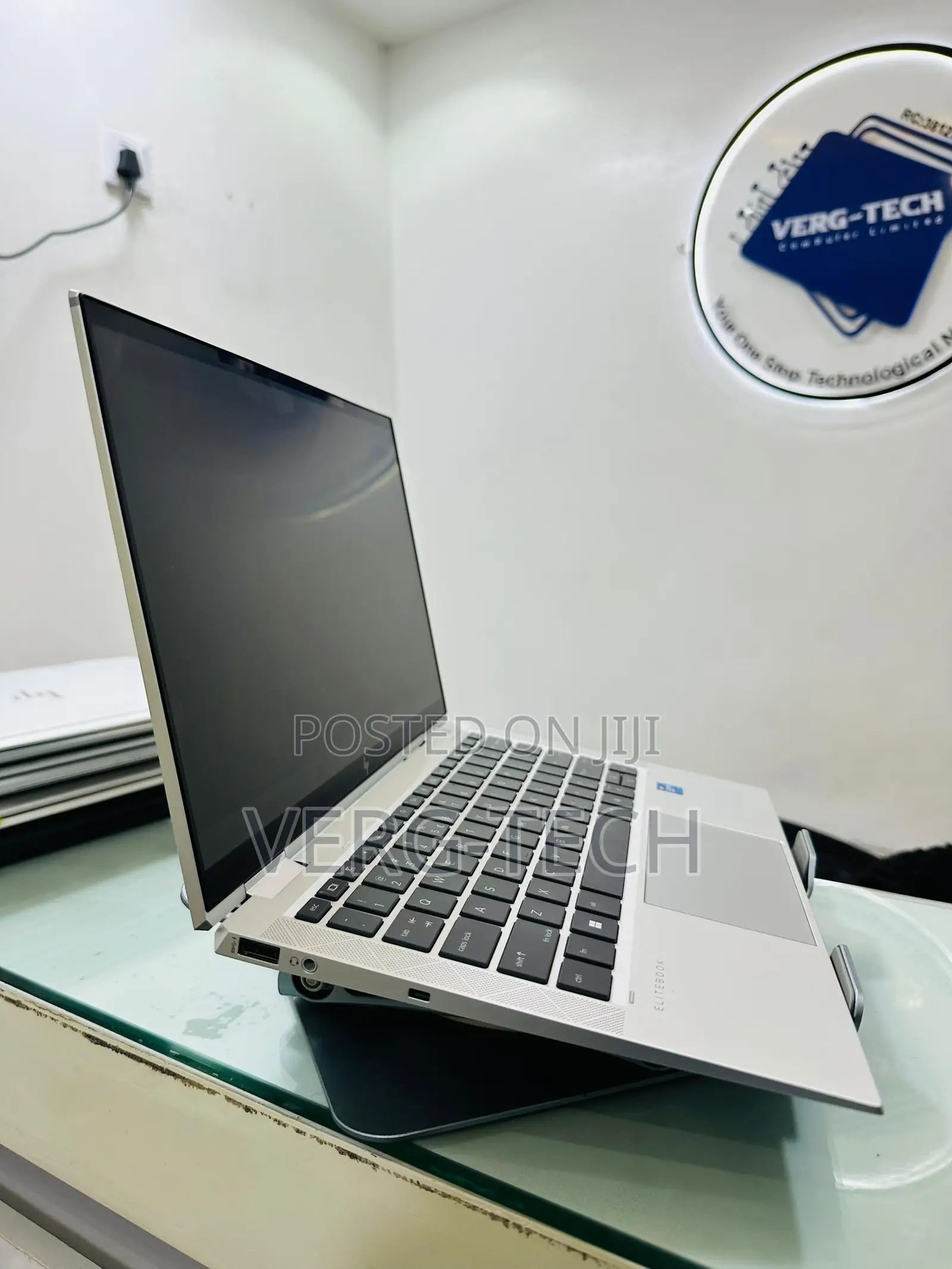 Laptop HP EliteBook 1030 16GB Intel Core i7 SSD 512GB