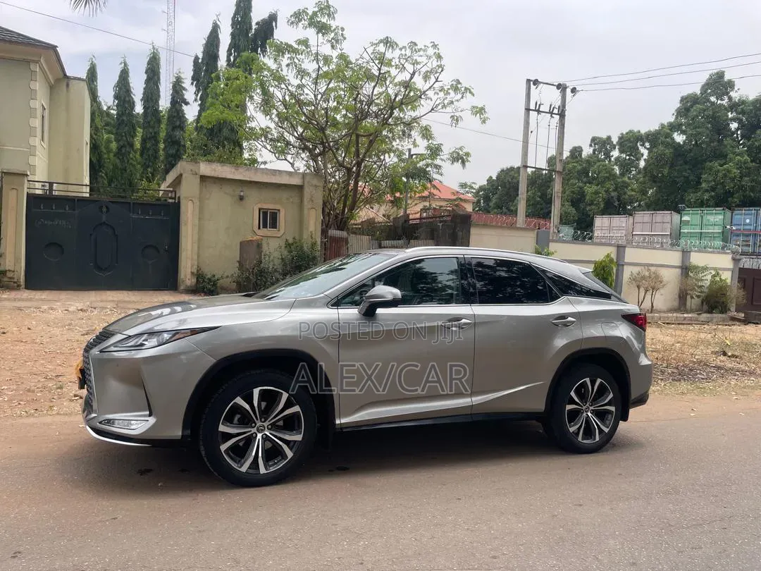 Lexus RX 2022 Silver