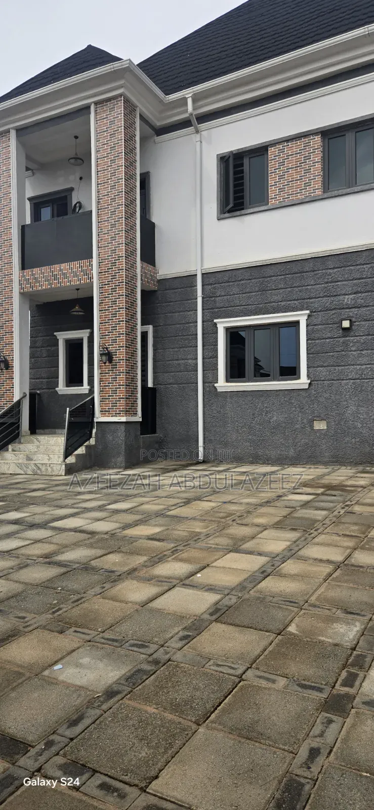 4bdrm Duplex in Sabon Lugbe for rent