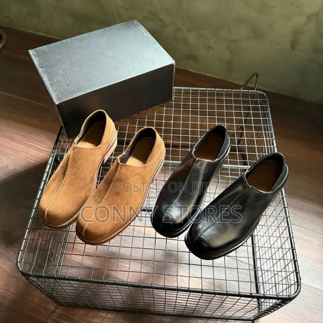 Cop the Lazy Men's Mule in Black