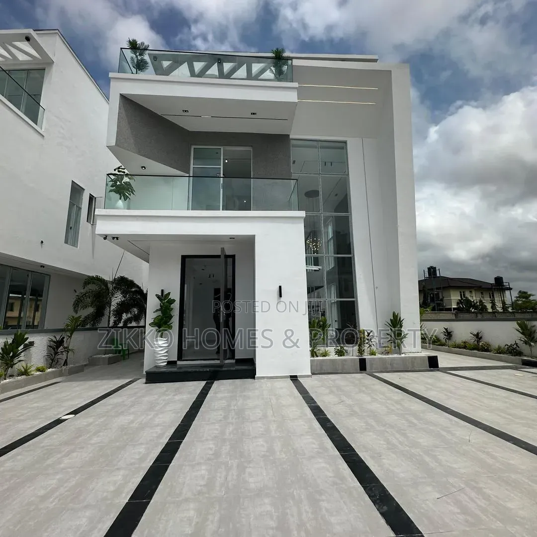5bdrm Duplex in Ikate, Lekki Phase 1 for sale
