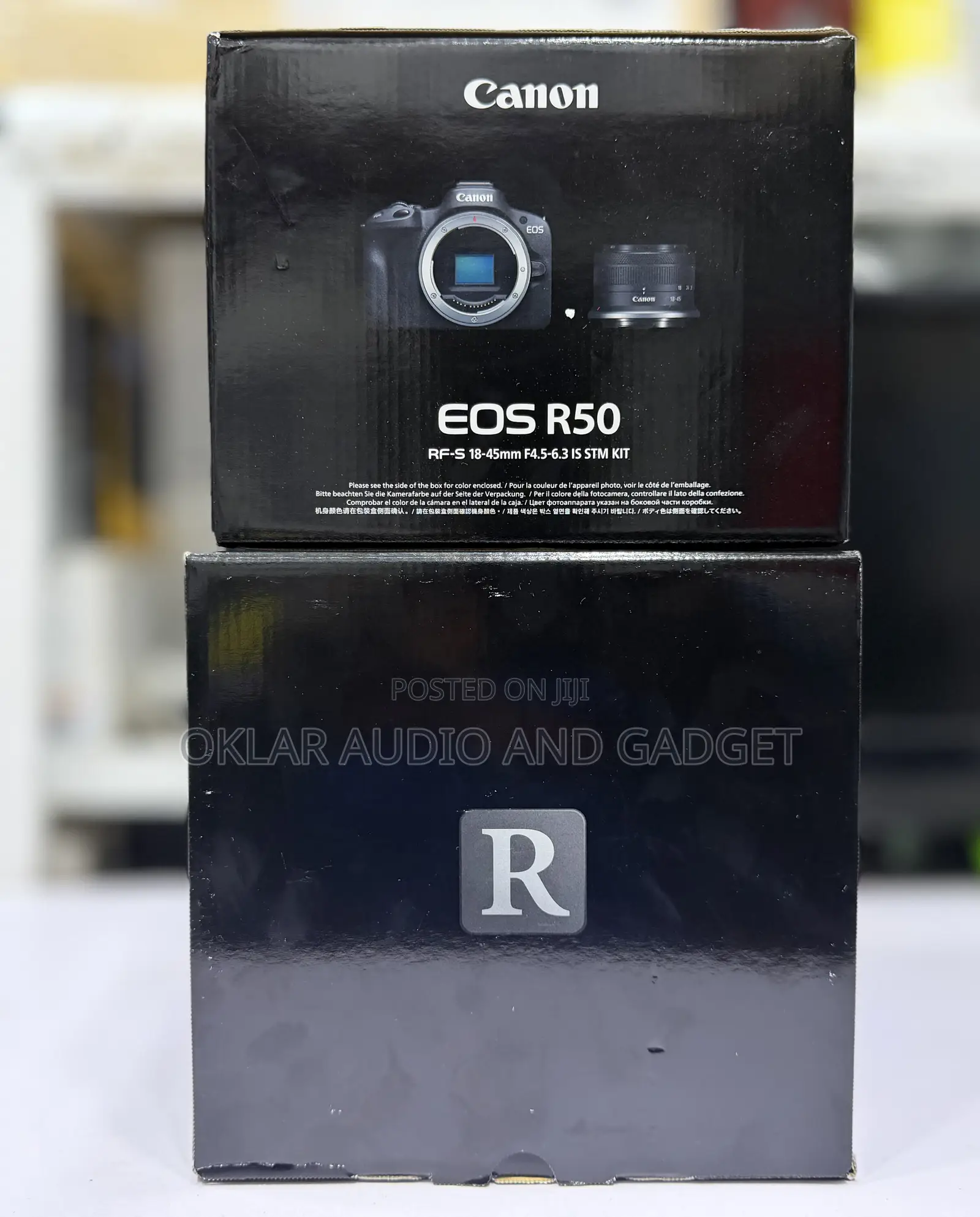 Canon Eos R50 With 18-45mm Lens