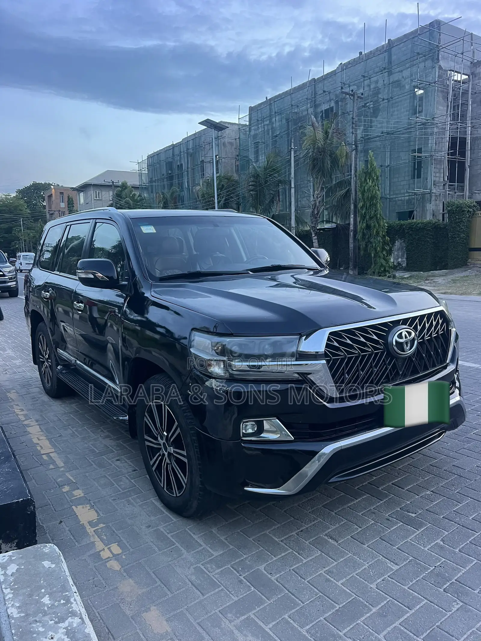 Toyota Land Cruiser 4.0 V6 GX-R 2015 Black