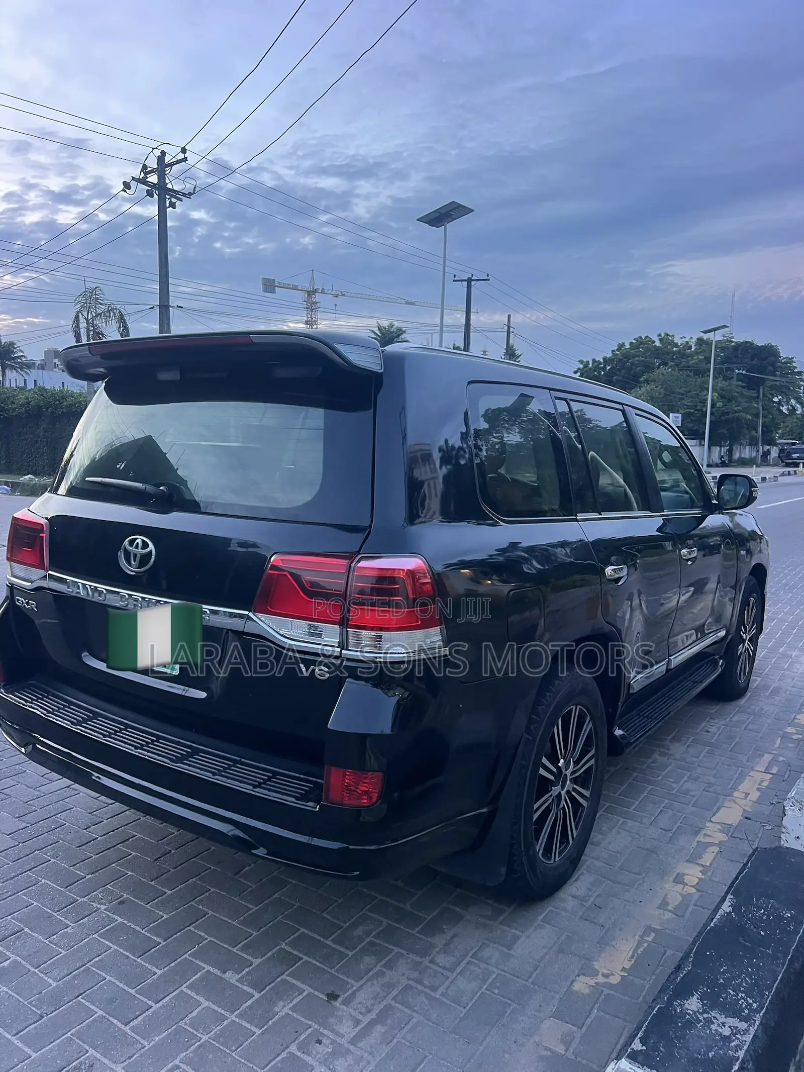 Toyota Land Cruiser 4.0 V6 GX-R 2015 Black