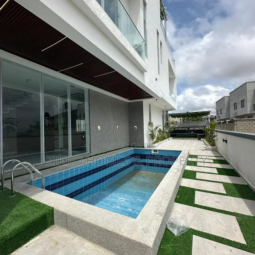 5bdrm Duplex in Ikate, Lekki Phase 1 for sale