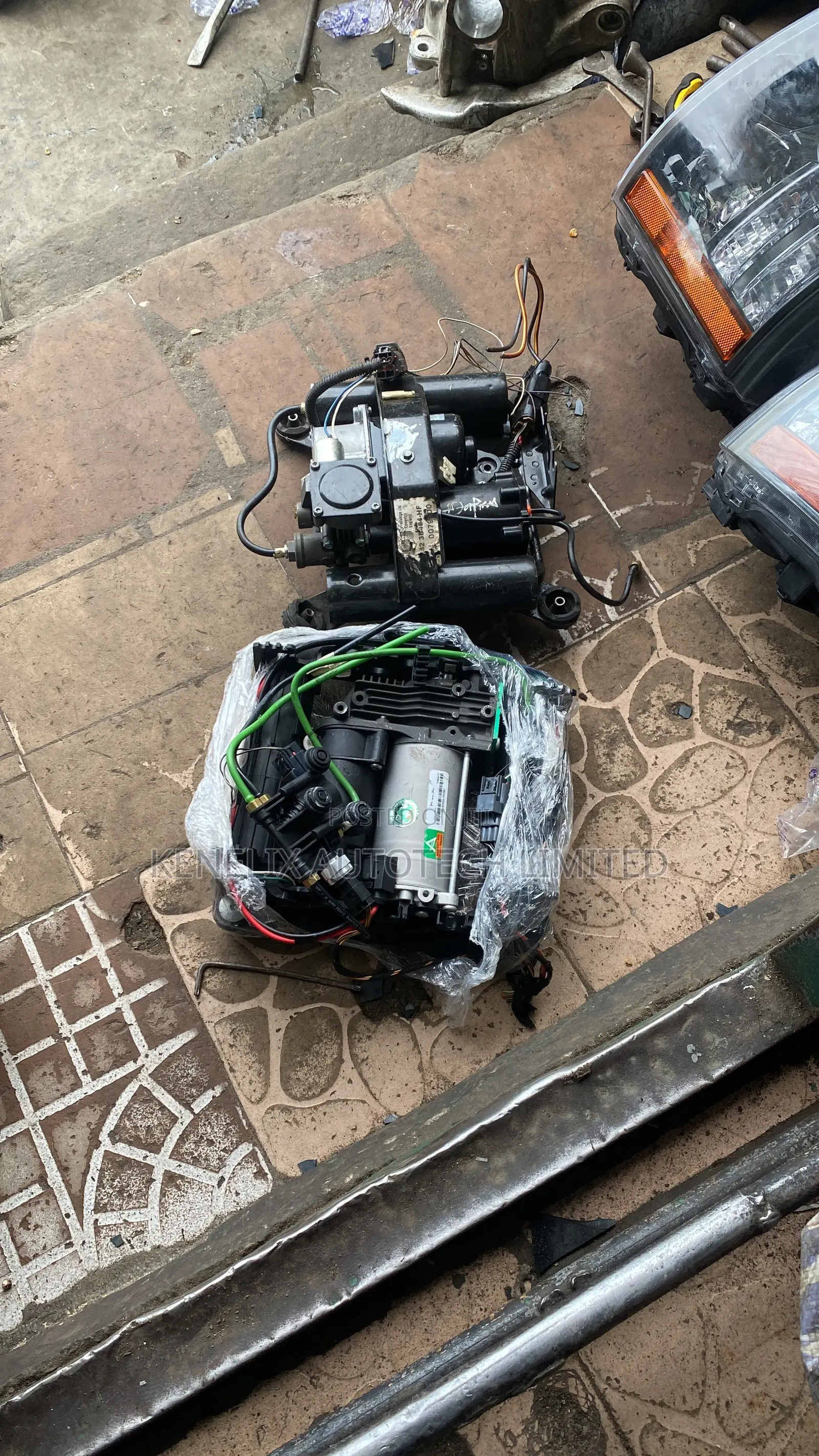 Air Suspension Pump Amk Vogue 2006,2008,2010,2012