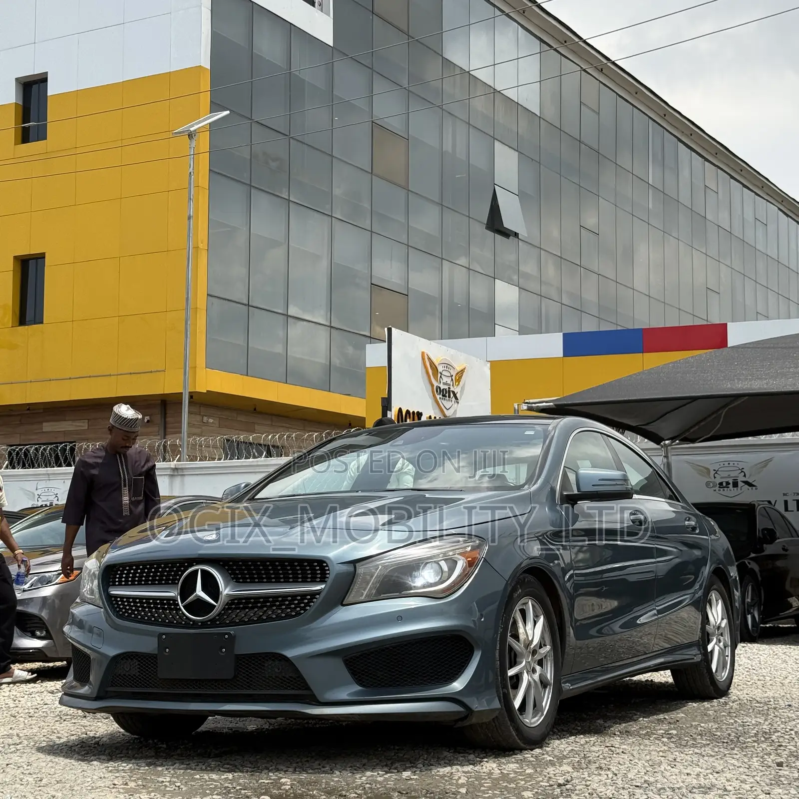 Mercedes-Benz CLA-Class CLA 250 4MATIC Sedan 2014 Blue